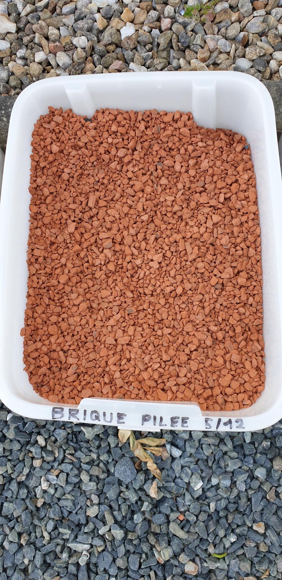 BRIQUE PILEE SAC 20 KGS